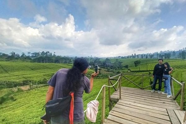 satgas | satgas | Wisata Lokasi Primadona , Saat ini Riung Gunung Pangalengan Sepi