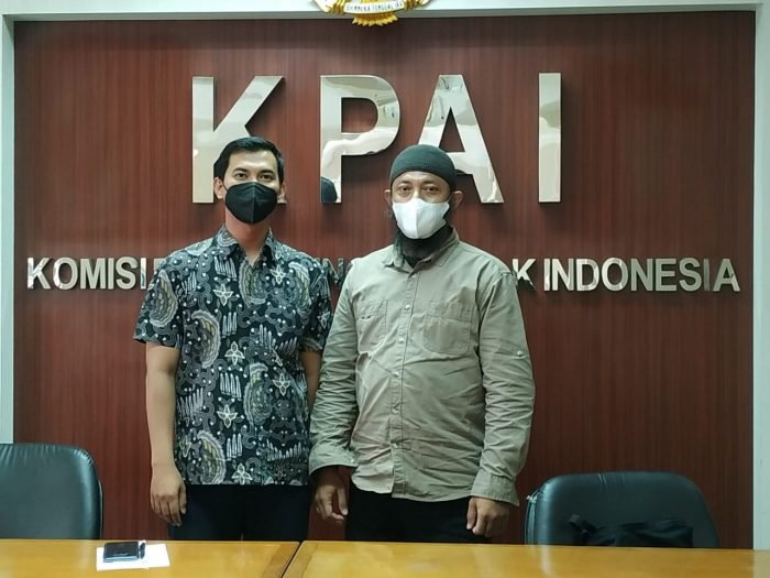 Bakamla RI dan UNODC Kembali Gelar Latihan VBSS Training Course | Bakamla RI dan UNODC Kembali Gelar Latihan VBSS Training Course | Ikut Ujian Resmi, Tapi 13 Santri Hafidz Qur'an Skoba Madani Parung Diduga Tidak Bisa Terima Izajah, Kenapa?