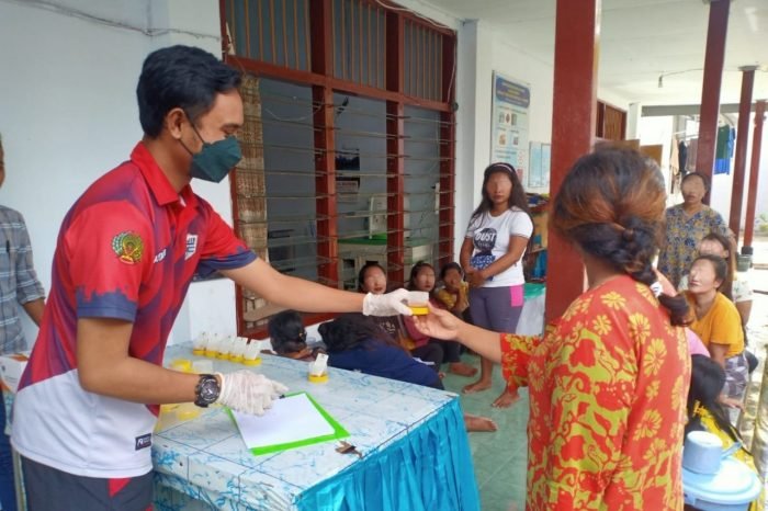 Demo | Warga Binaan Perempuan Lapas Jember Jadi Target Tes Narkoba.