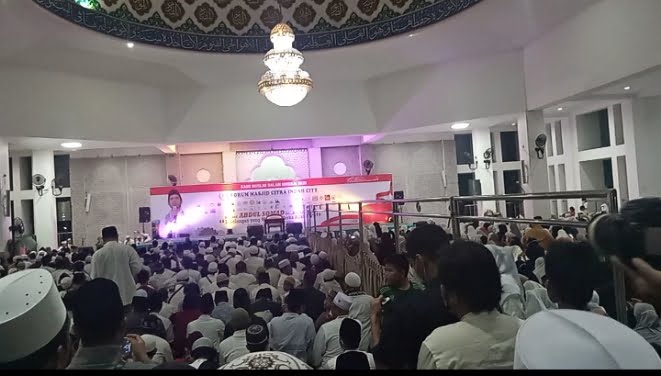 Ribuan Warga Jonggol Hadiri Tabligh Akbar UAS di Masjid Cikal Harapan Citra Indah |