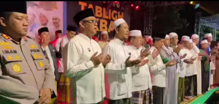 Peran wartawan | Peran wartawan, Jurnalis | Forkompinda Kabupaten Bogor Gelar Tabligh Akbar Diikuti Ribuan Umat Islam