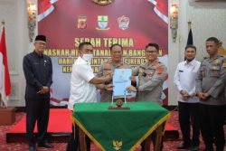 Pemkot Hibahkan Lahan dan Bangunan ke Polres Cirebon Kota | Pemkot Hibahkan Lahan dan Bangunan ke Polres Cirebon Kota