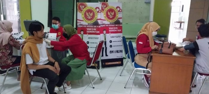 Peran wartawan | Peran wartawan, Jurnalis | BIN Kembali Tuai Apresiasi dan Terima Kasih Usai Gelar Vaksinasi Massal di Cisarua Bogor 