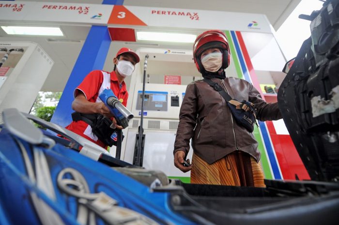 Hari Ini Harga Pertamax Naik dan Dex Series Turun