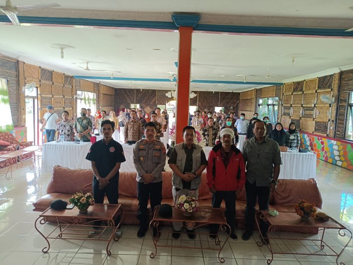 Peran wartawan | Peran wartawan, Jurnalis | DPC Pemuda Demokrat Kabupaten Bogor Sukses Gelar Raker