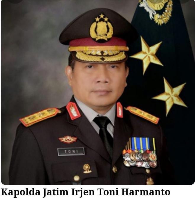 Daftar 5 Oknum Polri | Wakapolri | Kapolda Jatim Teddy Minahasa di Gantikan Oleh Toni Harmanto