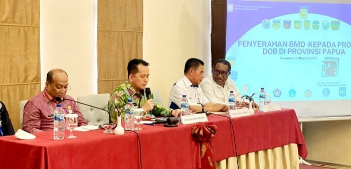 Kemendagri Gelar Rakor Penyerahan | Fajar Lase | Kemendagri Gelar Rakor Penyerahan Aset 3 Daerah Otonom Baru Di Provinsi Papua   