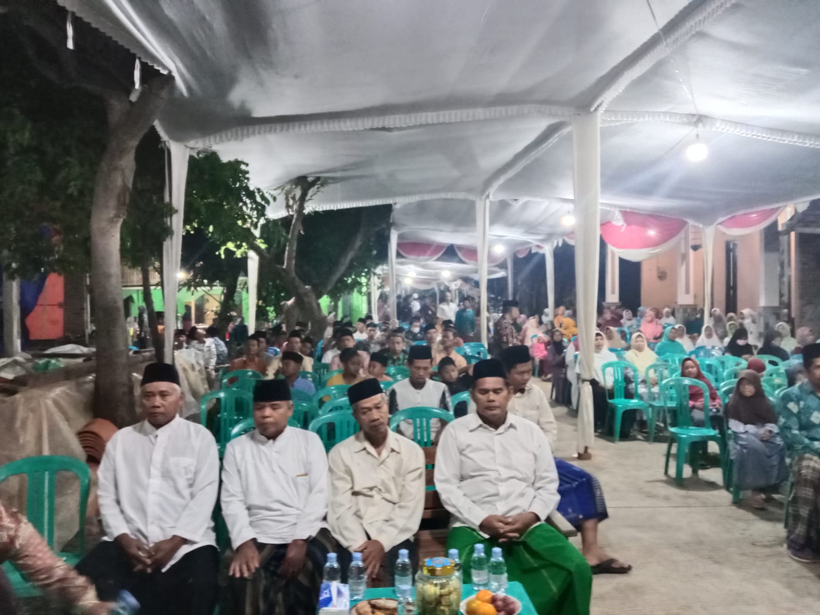 Masyarakat Desa Karangsono Gelar Peringatan Maulid Nabi Muhammad dan Sajikan Pesta Kuliner  |