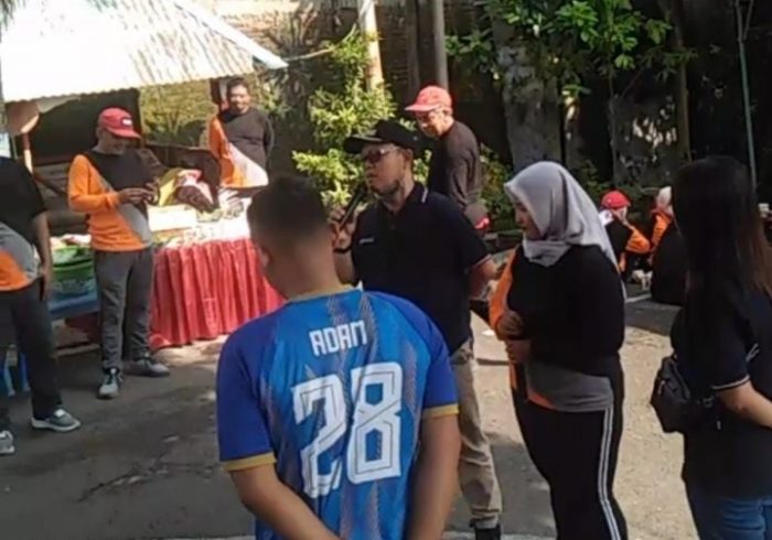 Gelar Senam Sehat dan UMKM | OTK Ngaku dari Sensus Tusuk Remaja Usia 20 Tahun  | Gelar Senam Sehat dan UMKM, Lurah Tambakaji Apresiasi ke Warga RW 15