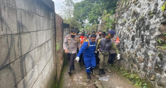 TNI Harus Bersinergi Sukseskan G20 Tahun 2022  | polda metro jaya | Tim Gabungan Berhasil Temukan Korban Hanyut di Curug Cikembar