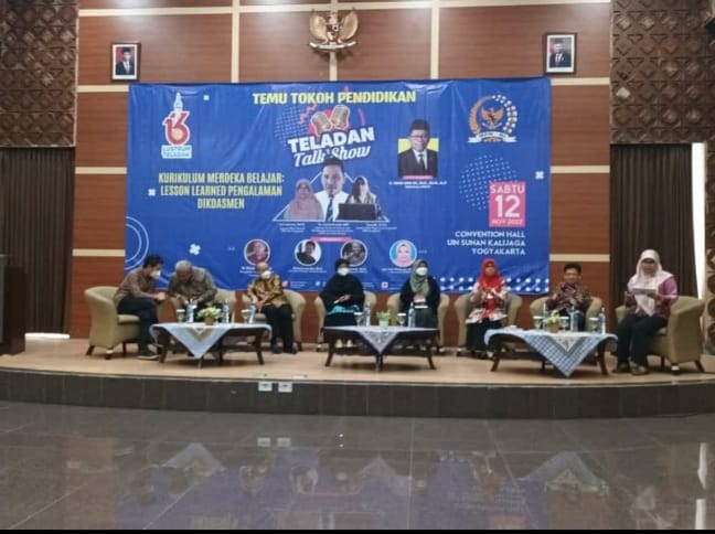Majukan Pendidikan, Alumni SMA Negeri 1 Teladan Yogyakarta Gelar Talkshow  |