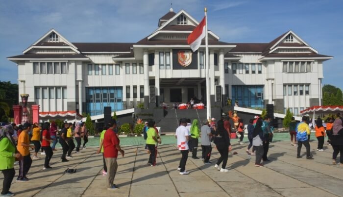 Febri Diyanto Menghilang | Febri Diyanto Menghilang | HUT Korpri ke-51, Anggota Korem Merauke Ikuti Jalan-Sepeda Santai