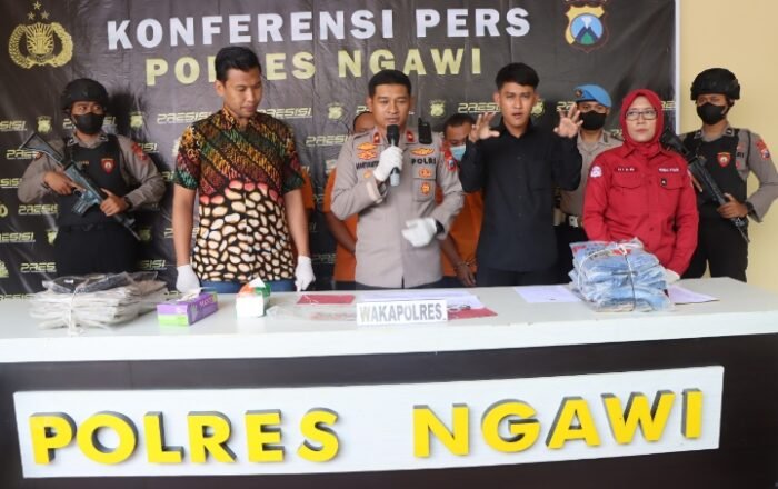 LPRI Bogor Raya Apresiasi dan Ucapkan Selamat kepada Jajaran Polres Bogor Bongkar Kasus Mafia Tanah | LPRI Bogor Raya Apresiasi dan Ucapkan Selamat kepada Jajaran Polres Bogor Bongkar Kasus Mafia Tanah | Polres Ngawi Gerak Cepat Ungkap Kasus Pencurian