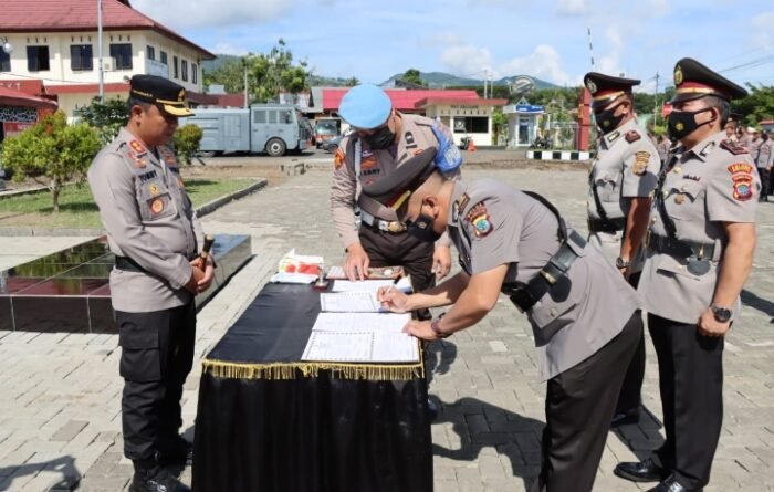 Polres | Hari Film Nasional | Polres Minahasa Gelar Sertijab Pejabat Baru dan Kenal Pamit 