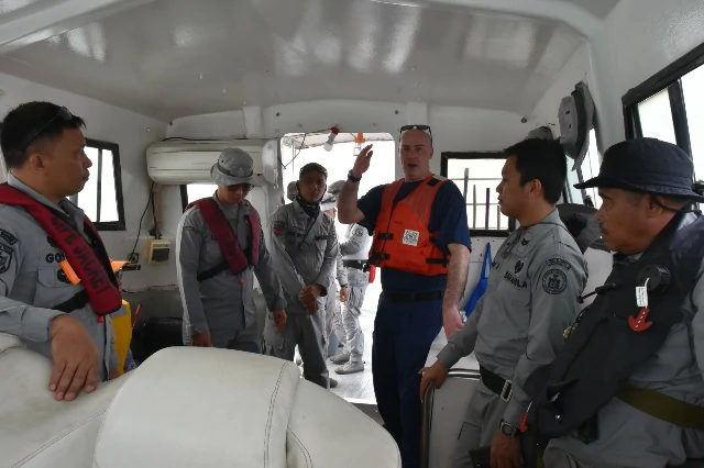 Bakamla RI dan USCG Gelar Latihan Small Boat Operation 2