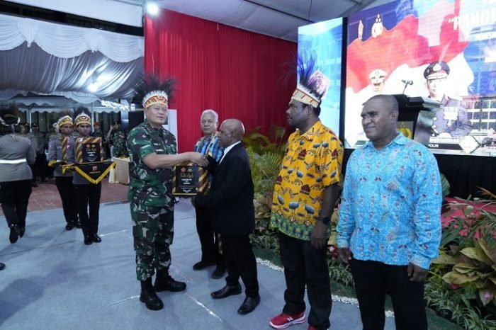 Panglima TNI Persatuan Membawa Kemakmuran Sedangkan Kebencian Membawa Keruntuhan Papua