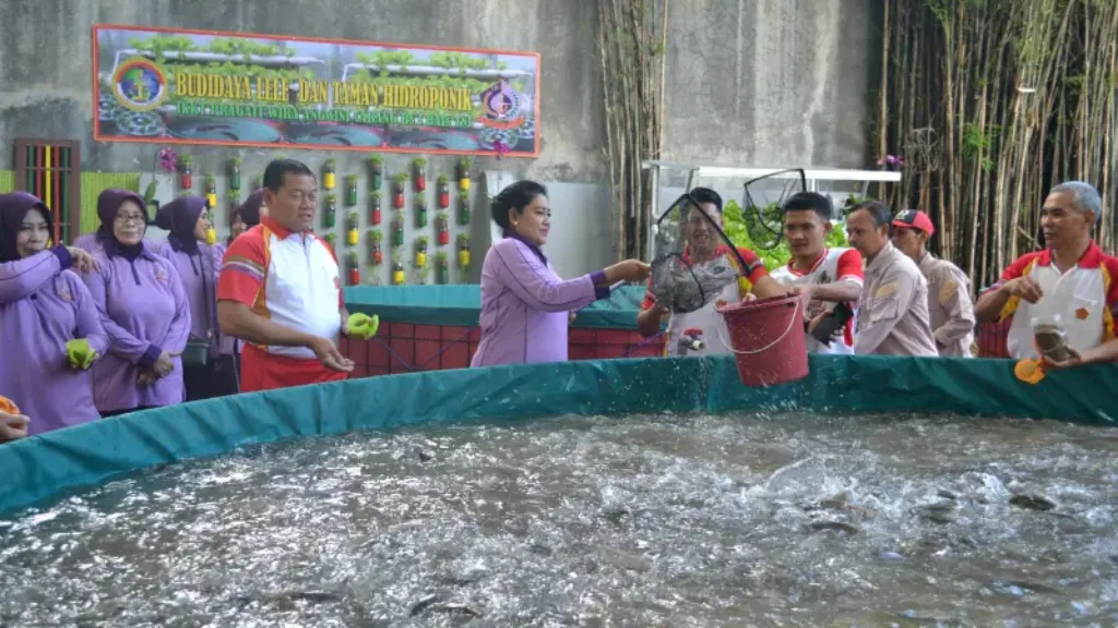 Personel BAIS Olahraga Bersama Panglima TNI Personel BAIS Olahraga Bersama Panglima TNI