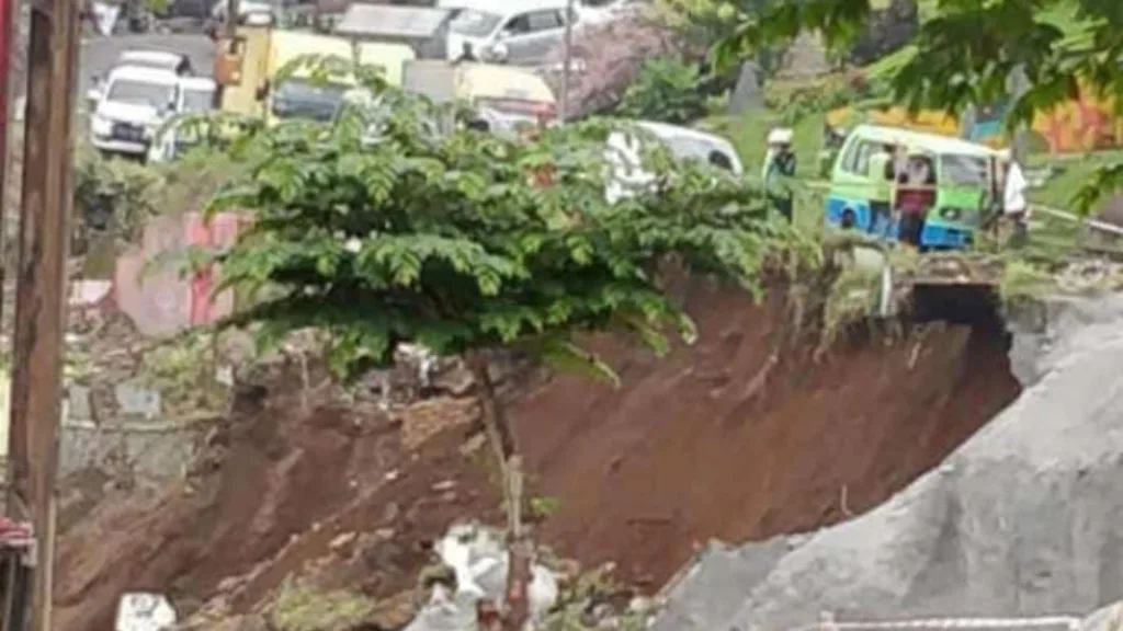 Diduga Lalai, Ketua BAPERA Kota Bogor: Usut dan Panggil PT Pelaksana Proyek TPT Stasiun Batu Tulis