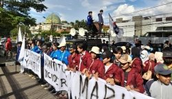 BEM se-Bogor Demo Tolak UU Cipta Kerja, Ini Tiga Tuntutannya