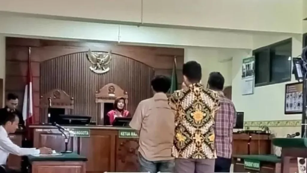 Penjual miras jalani sidang tipiring