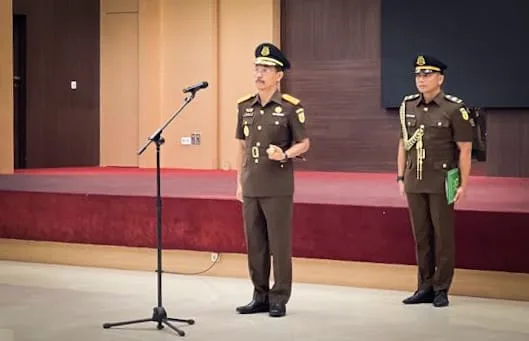 Pimpin Upacara Hari lahir pancasilla Pimpin Upacara Hari lahir pancasilla