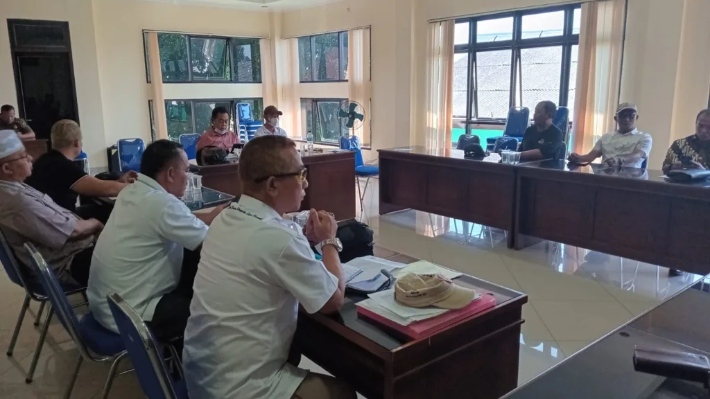 LSM KPKN Kawal Mediasi Muspika LSM KPKN Kawal Mediasi Muspika