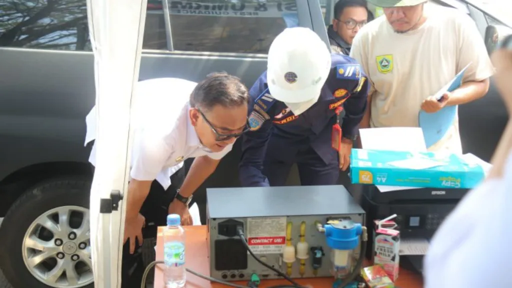 Bupati Bogor Iwan Setiawan Pantau Bupati Bogor Iwan Setiawan Pantau