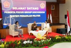 sistem peradilan militer | Sistem Peradilan Militer Dalam Kekuasaan Kehakiman Indonesia