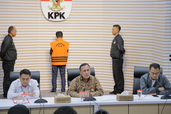 Deklarasi Kampanye Damai | Panglima TNI Serahterimakan Jabatan | Ketua KPK Firli Bahuri Resmi Jadi Tersangka Korupsi