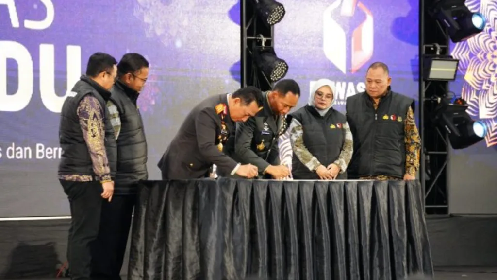 WhatsApp Image 2023-11-27 at 15.50.57 (1) WhatsApp Image 2023 11 27 at 15.50.57 1