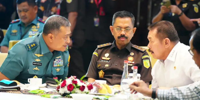 Pilkada serentak | oknum asn | Kababinkum TNI Hadiri FGD yang Digelar oleh Kejakgung RI