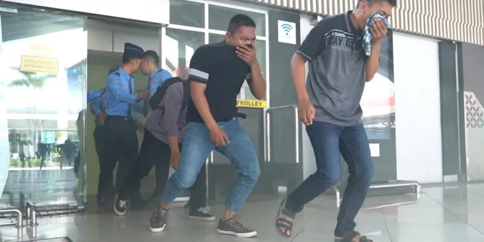 pengucapan sumpah | Panglima TNI Serahterimakan Jabatan | Ancaman Bahan Peledak di Dalam Koper Saat Bagasi Lewati X-Ray Scanner