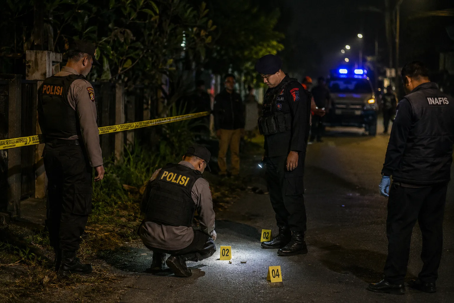 CE7DC9E3-69D1-4FE3-8A3F-D42F7D3571B6 Buronan Narkoba Tewas, 3 Polisi Terluka dalam Baku Tembak